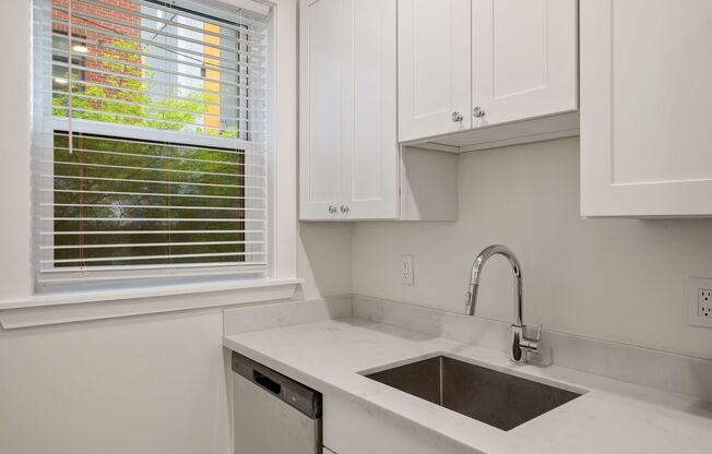1 bed, 1 bath, 796 sqft, $1,795, Unit 101