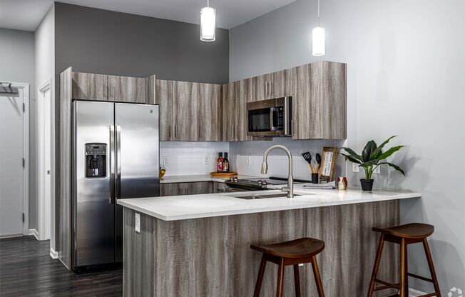 3 beds, 2 baths, 1,401 sqft, $2,160