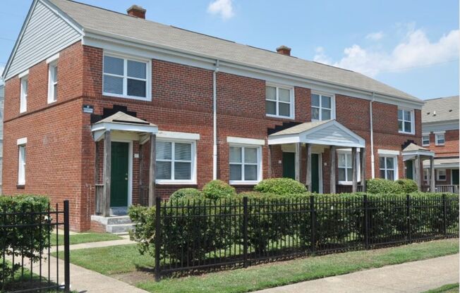 Seven Oaks Apartments