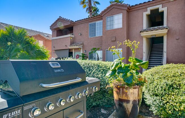 1 bed, 1 bath, 600 sqft, $2,000, Unit 10