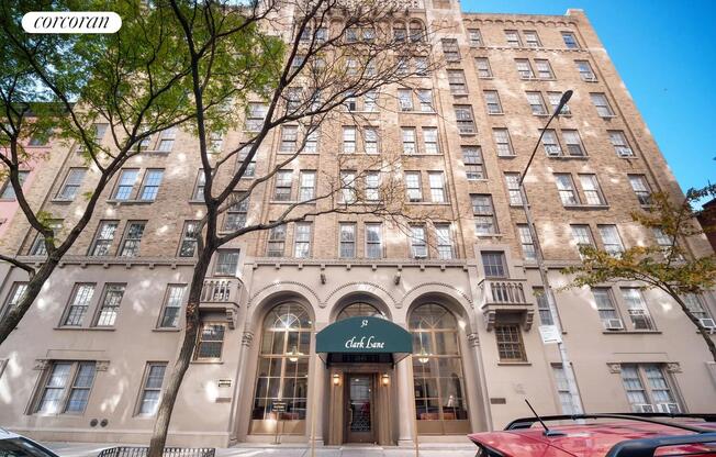 1 bed, 1 bath, $3,900, Unit 3M