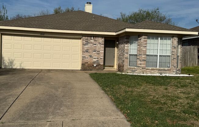 Cute Single Story 3 Bedroom in Keller ISD