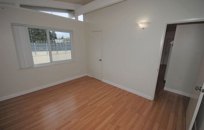 1 bed, 1 bath, $2,395, Unit 10