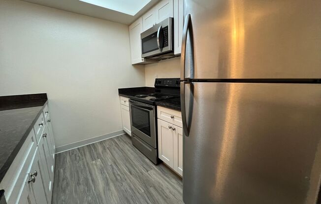 Shadow Creek Apartments