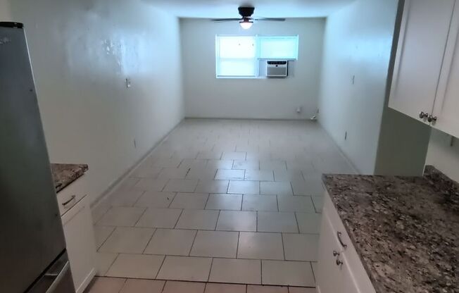 3 Bedroom, 1 Bath for Rent with NO HOA at 902 West Jackson Street Orlando FL 32805