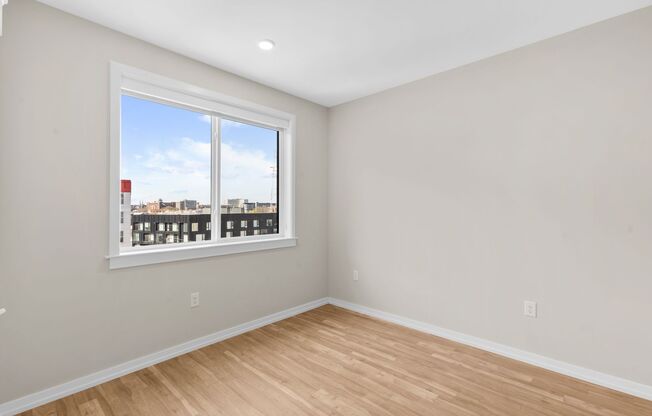 1 bed, 1 bath, 614 sqft, $2,420, Unit 604