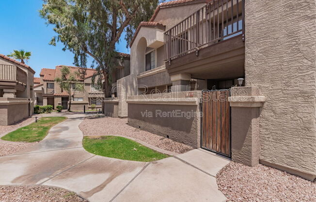 2 beds, 2 baths, 934 sqft, $1,649, Unit 117