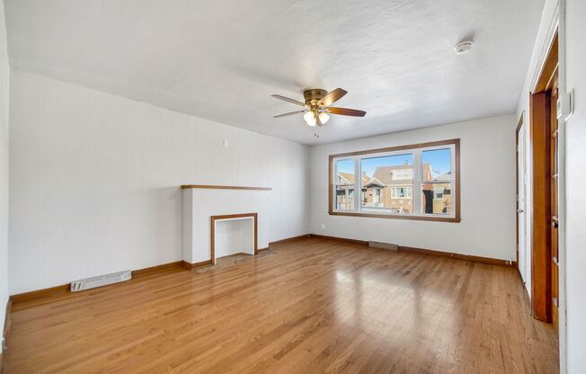 Newly Renovated 2BD/1BA Home