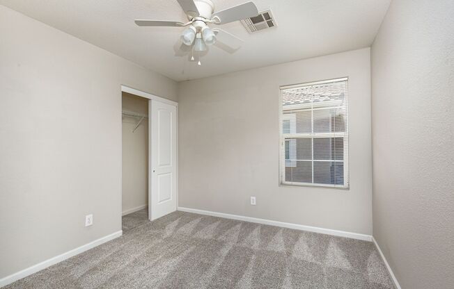3 beds, 2.5 baths, $1,900, Unit UNIT 152