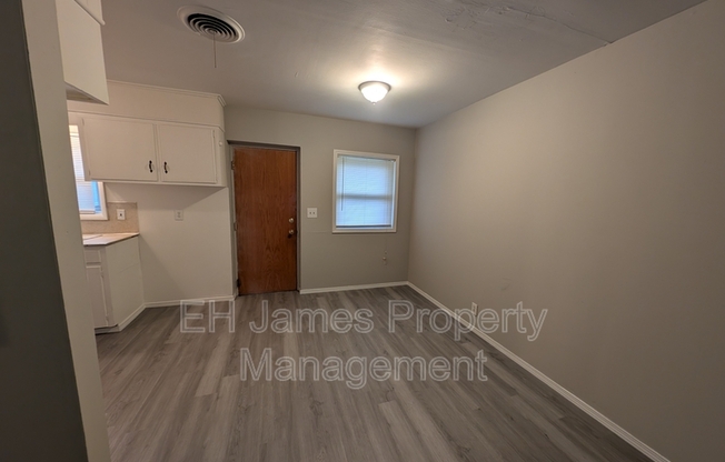 8020 E 2 ST