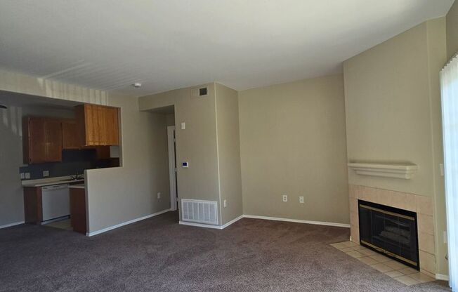 A Fabulous 2 Bedroom Downstairs Condo Centrally Located