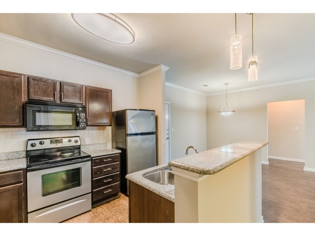 Skyview West Apartments