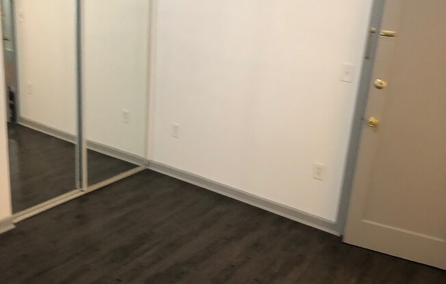 Studio, 1 bath, 450 sqft, $1,495, Unit 22