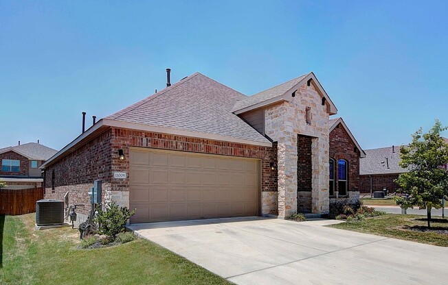 11008 BRUNEAU TRL