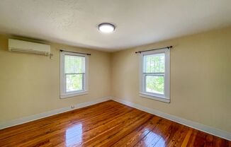 10 Latta Street
