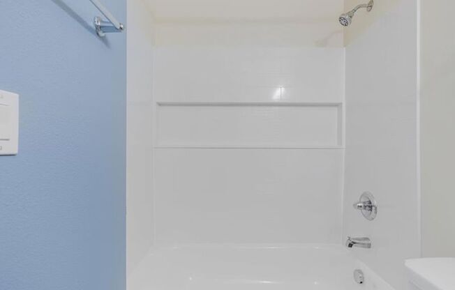 2 beds, 1 bath, 740 sqft, $1,450, Unit 103