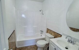 2 beds, 1 bath, $1,800, Unit Apt C