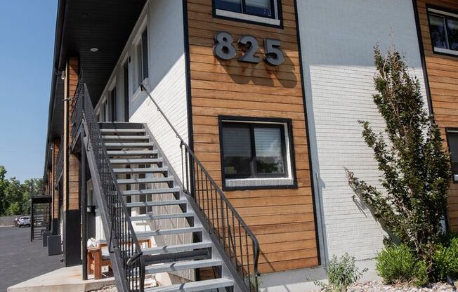 1 bed, 1 bath, 525 sqft, $1,345, Unit 03