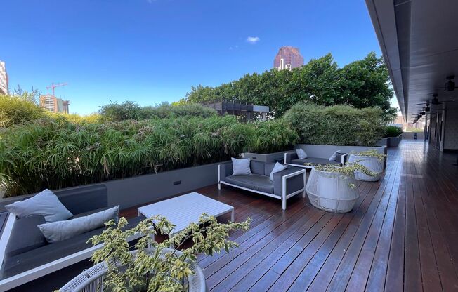 2 beds, 2 baths, $4,300, Unit # 2111
