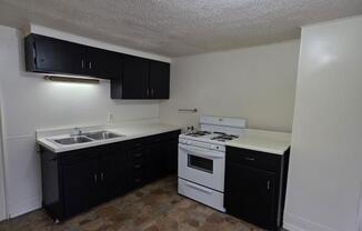 621 1/2 S. Main