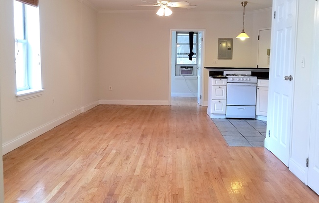 90 SAINT MARK'S PL