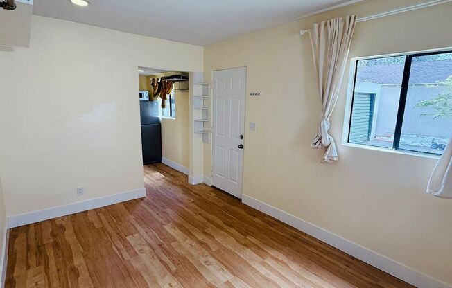 Charming Studio in Altadena