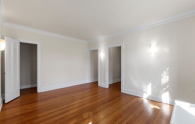 Studio, 1 bath, $1,295, Unit 27-3A