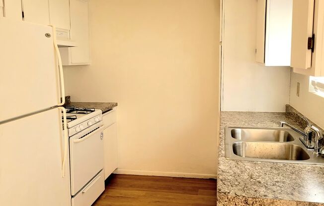 2 beds, 1.5 baths, $1,350