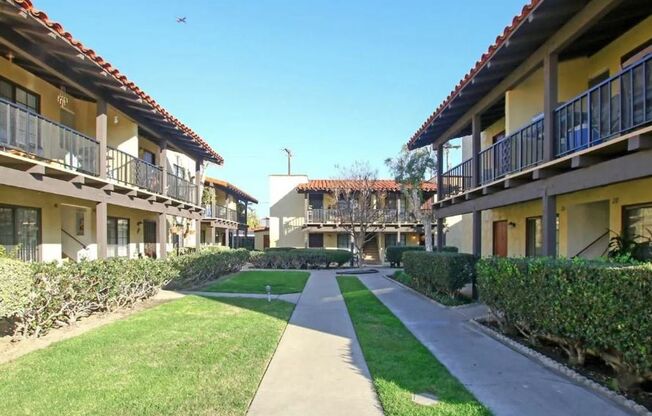 132 Rancho Yorba Apartments