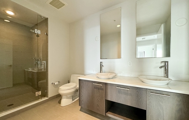 1 bed, 1 bath, 878 sqft, $4,200, Unit 25A