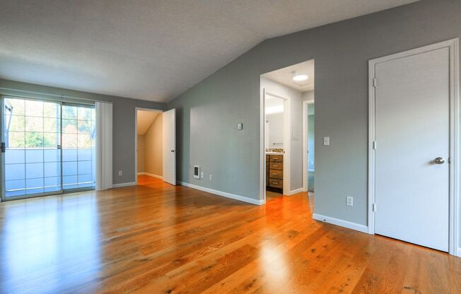 1 bed, 1 bath, 840 sqft, $1,875, Unit 46