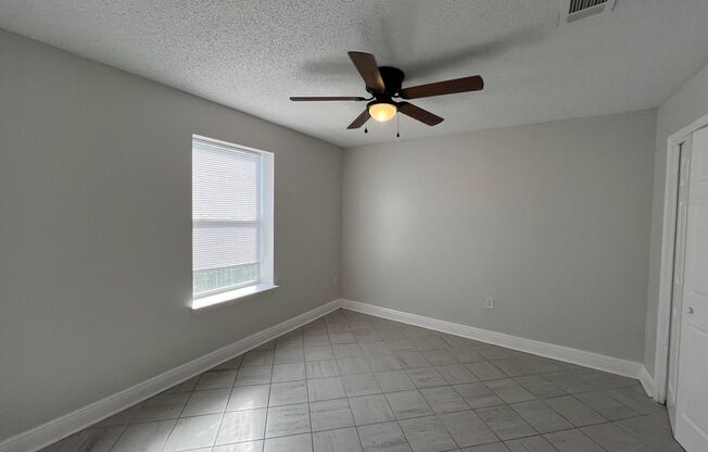 2 beds, 2 baths, $1,100, Unit 6513