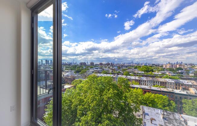 1 bed, 1 bath, $4,525, Unit PH129