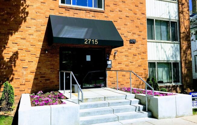 1 bed, 1 bath, $1,049, Unit 2715-021