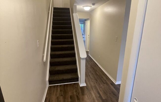2 bd 1.5 ba Townhome