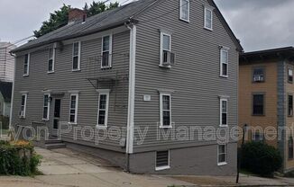 39 Bowen St