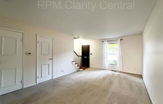 2 beds, 1.5 baths, $1,450, Unit UNIT J