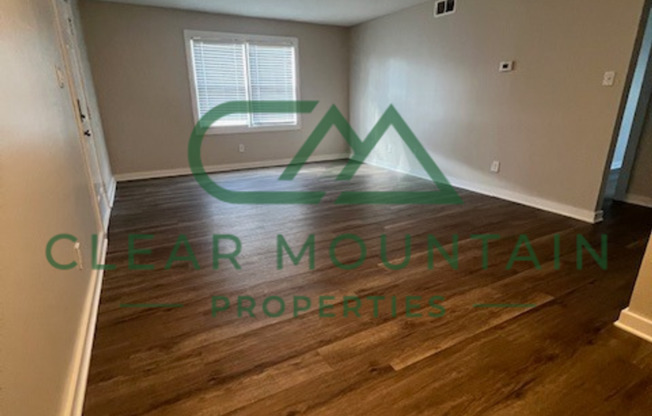 3 beds, 1.5 baths, 1,080 sqft, $1,475, Unit 49