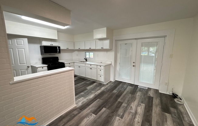 1609 RIVERWOOD RD