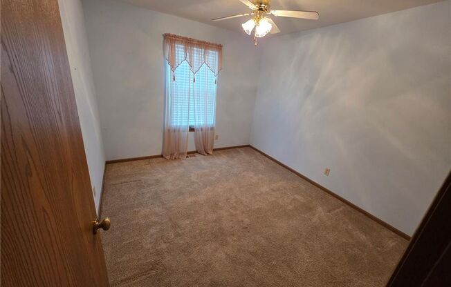 3 beds, 3 baths, 1,659 sqft, $2,900, Unit Rhine Court 3935