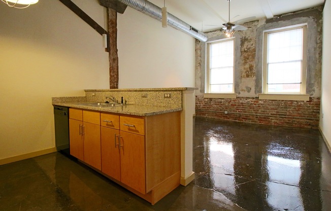 1 bed, 1 bath, 644 sqft, $1,295, Unit APT 11W