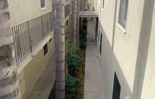 1017 PACIFIC AVE LONG BEACH, CA 90813