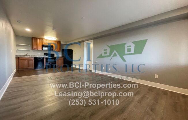 1 bed, 1 bath, 650 sqft, $1,075, Unit Azul Apartments- #164