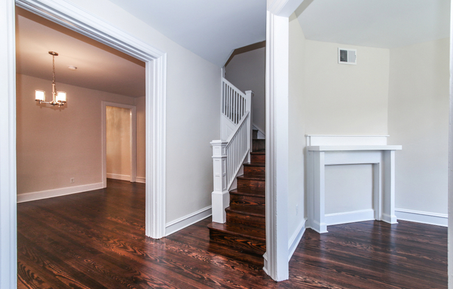 Renovated Columbia Heights 4BD Rowhome with 2 parking spaces!!