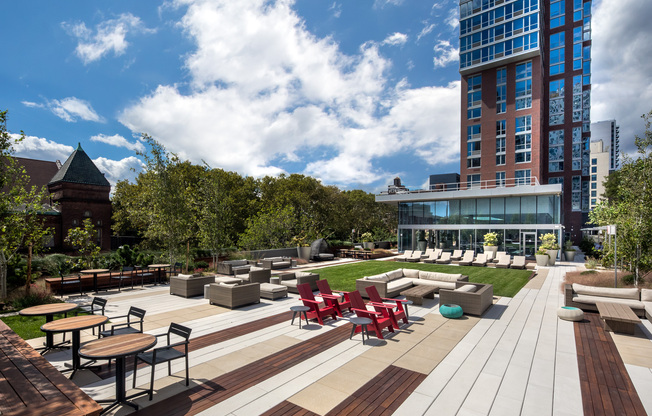 Studio, 1 bath, $3,702, Unit 37J