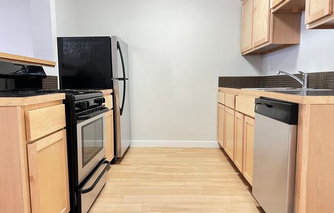 1 bed, 1 bath, 720 sqft, $1,229, Unit BOU-210