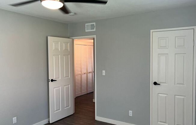 2 beds, 1 bath, 875 sqft, $2,595, Unit 49
