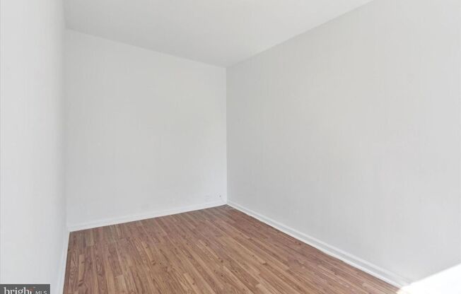 Welcome to this updated 2-bedroom, 1-bathroom row home in the historic Strawberry Mansion neighborhood.