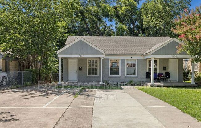 2422 Roanoke Avenue