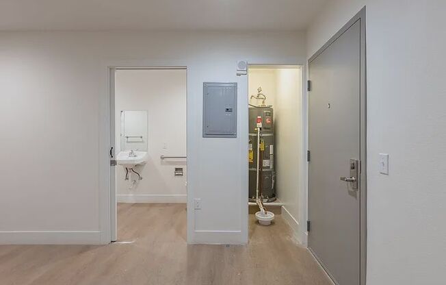 1 bed, 1 bath, 650 sqft, $1,793, Unit 1